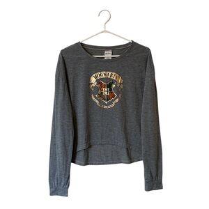 ⭐️ Official Harry Potter ($50) Hogwarts Crest Long Sleeve Tee - PTP 22